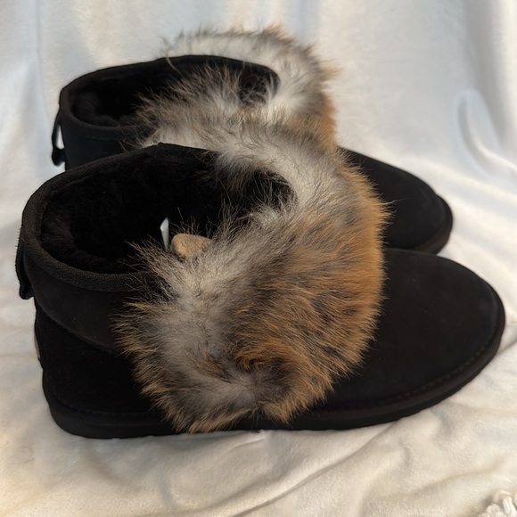 EMU Australia Stinger Micro Lava Water-Resistant Sheepskin Ankle Boot - - Picture 2 of 6